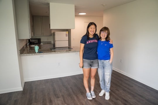 Hannah Zhang with her mother Carol moved-in from Pearland