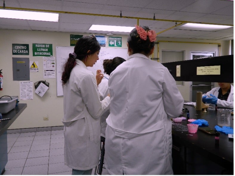 Astrid in a Lab