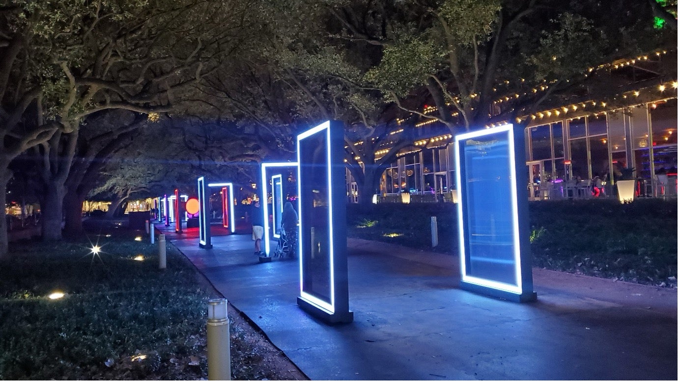 (Discovery Green, photo taken by the blog author)