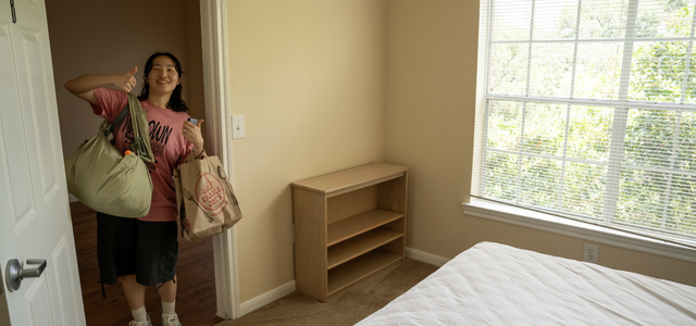 Student moving into graduate housing