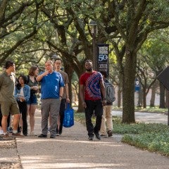 Postdocs take a tour of the Rice campus